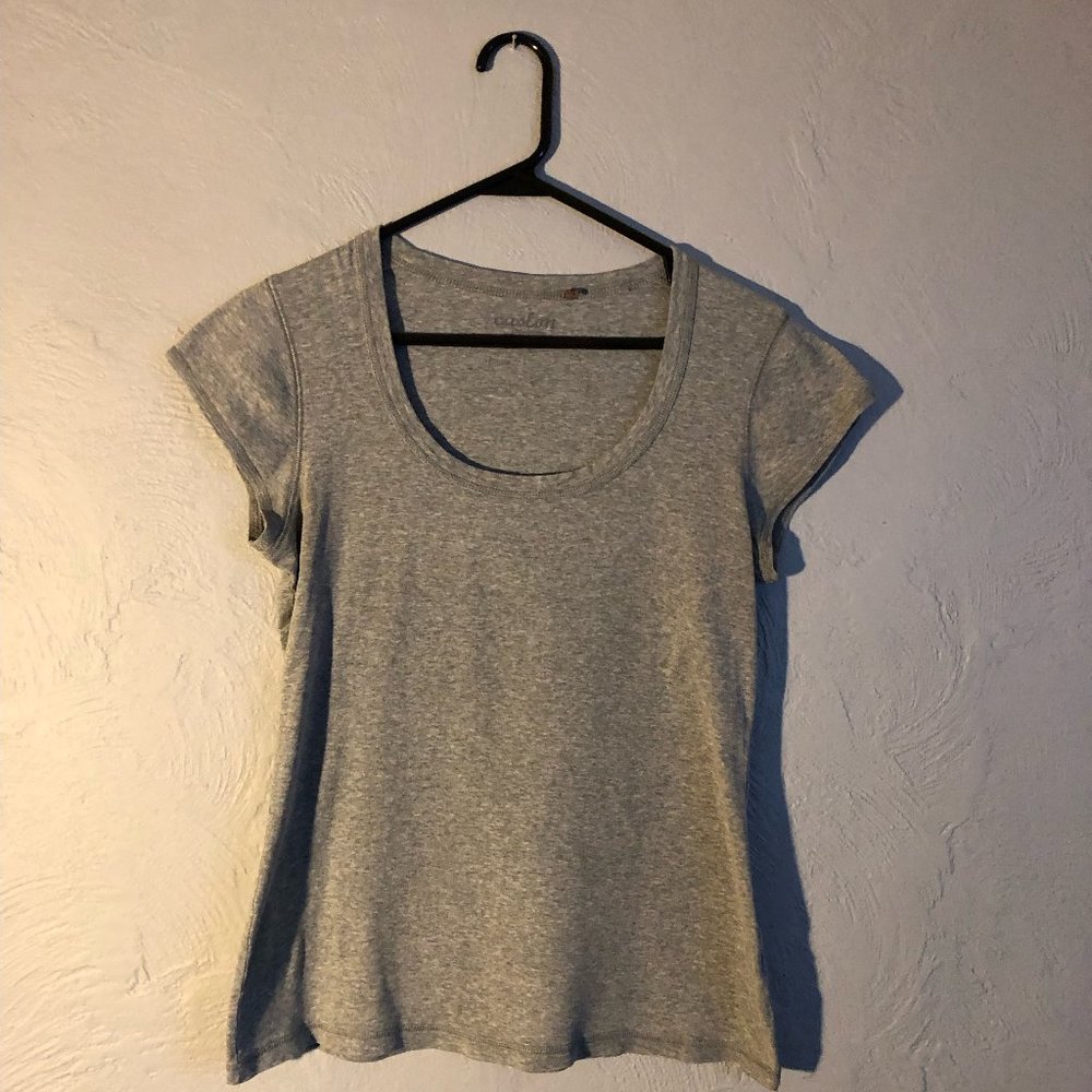 Caslon Women's Tee - scoop neck - cap sleeves - light gray - spacedye - size L